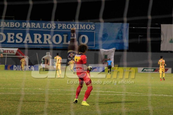 NO SE VIO EN TV: El perro, el colado y el berrinche de Vargas en el Morazán