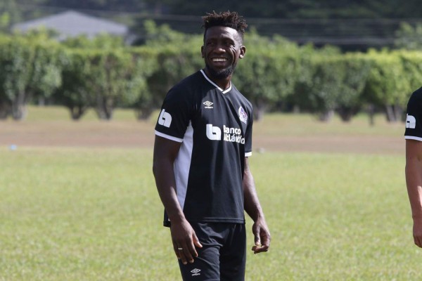 Hendry Thomas está listo: Así ha sido su evolución en Olimpia