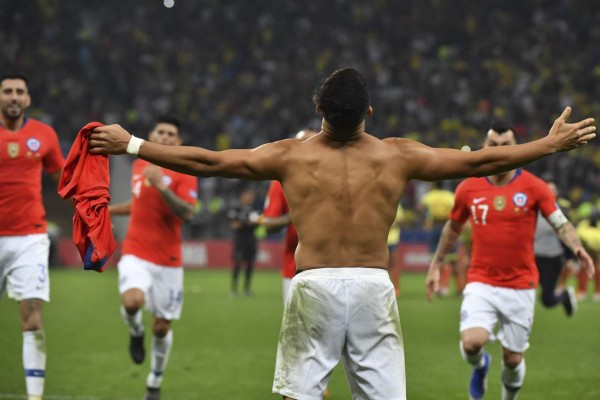 NO SE VIO EN TV: La tristeza de Colombia, la celebración de Alexis Sánchez a lo CR7 y el júbilo de Chile&nbsp;&nbsp;