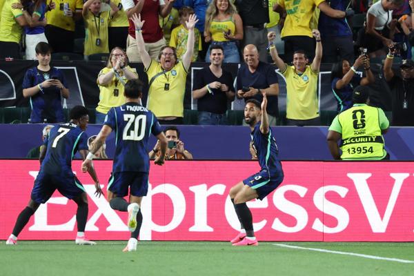 Borraron a Neymar, el haitiano que se llevó la camisa de Vinicius y gesto con Endrick