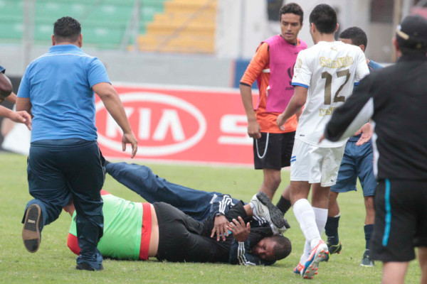 Olimpia-Motagua reserva se fueron a los golpes