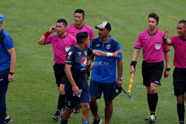 NO VISTE EN TV: El eufórico festejo de Vargas, la celebración en el camerino y la frustración en Motagua