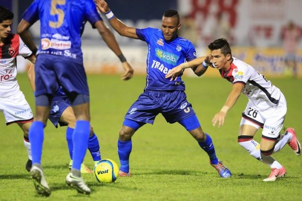 ¡Levantan la mano! Estos jugadores ticos han destacado y quieren estar en Rusia