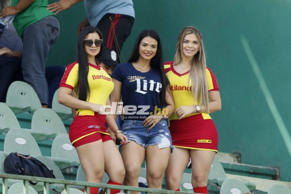 ¡Solo bellezas! El Yankel Rosenthal se viste de gala y nos muestra a sus niñas lindas