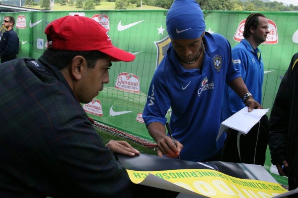 Imágenes gloriosas: Las grandes coberturas y celebraciones de DIEZ en sus 15 años de historia