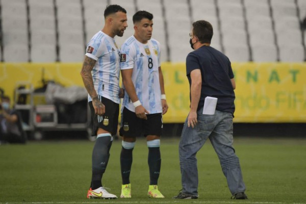 Así fue la bronca en el Brasil-Argentina: El momento en que llegaron a deportar a cuatro jugadores