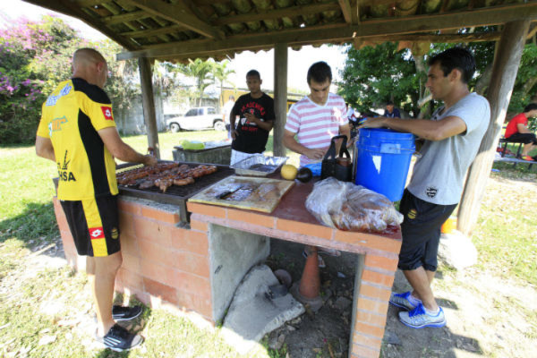 Real España y un asado de buenas vibras.