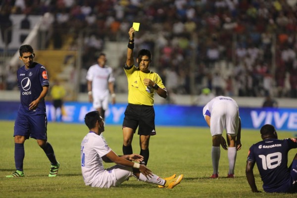 Las imágenes que no se vieron por TV del clásico Motagua-Olimpia