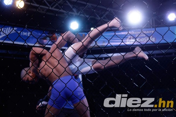 Espectacular velada de artes marciales mixtas de la HFL