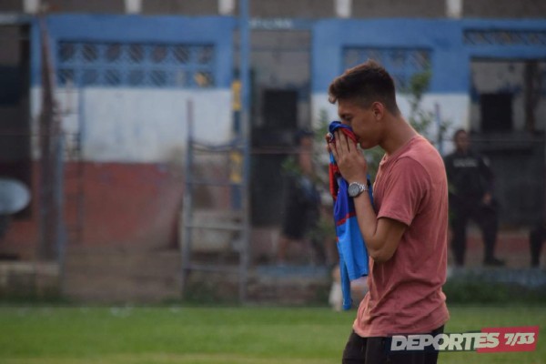 ¡Dramático! Luis Ángel Firpo consuma su descenso en El Salvador