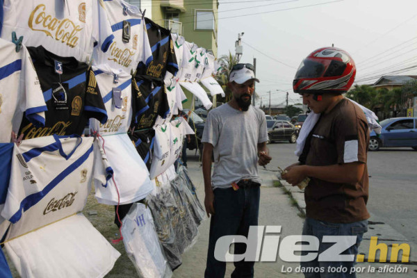 Fiesta en el Estadio Excélsior de Puerto Cortés