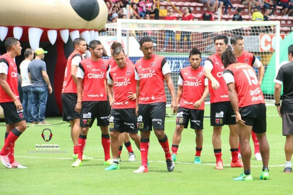 ¡ESPECTACULAR! Así quedó la cancha del estadio Alejandro Morera Soto tras remodelación