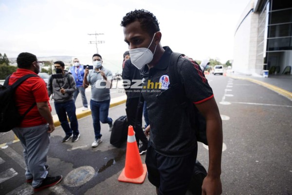 ¡Con las maletas llenas de ilusión! Las postales del viaje del Olimpia a Costa Rica para enfrentar a Alajuelense