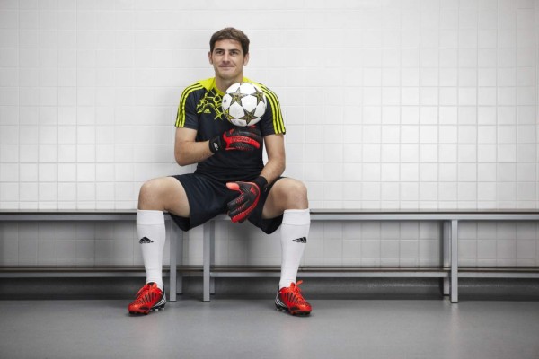 Iker Casillas impone récord en la Champions League