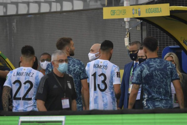 Así fue la bronca en el Brasil-Argentina: El momento en que llegaron a deportar a cuatro jugadores