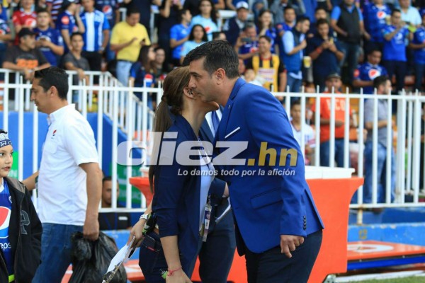 Así es Isabel Zambrano, la presentadora de TV que es conquistada por Diego Vázquez