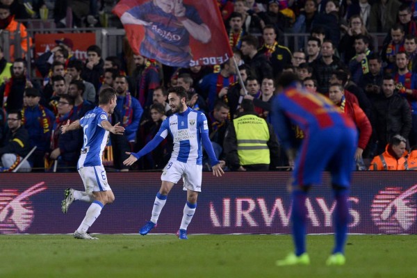 Lo que no viste en TV del sufrido triunfo del Barcelona