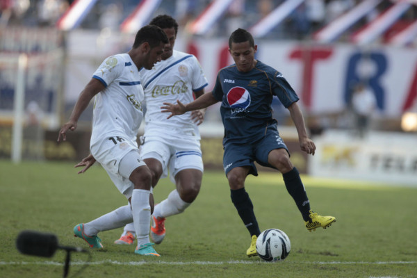 Olimpia se quedó con el clásico capitalino