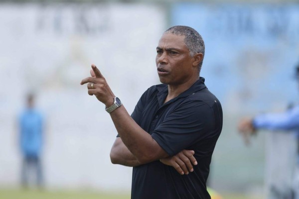 FICHAJES: Hondureño firma en Uruguay y seleccionado salvadoreño llega a Liga