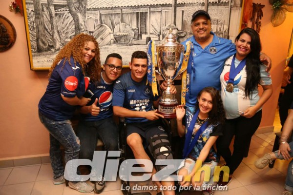 FOTOS: Motagua celebra por todo lo alto su Copa 14