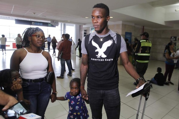 Rubilio Castillo ya se encuentra en Portugal y este viernes sería presentado en el Tondela