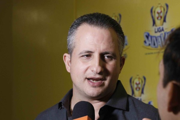 Mercado: Marathón con tres bajas, bombazo en Real España y Alberth Elis es noticia