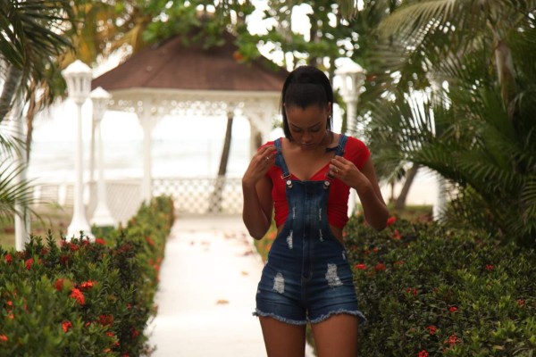 Conocé a Victory Solomón, la modelo ceibeña enamorada de un futbolista catracho