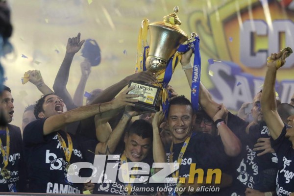 Estas son las postales inolvidables de una noche heroica para el Honduras Progreso