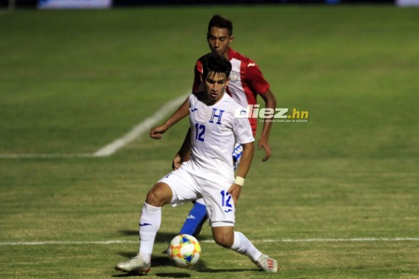 En fotos: La delgada chica portuguesa que le robó el corazón a Jonathan Rubio