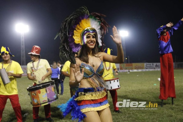 Fiesta y pura belleza: El ambientazo con el que arrancó el torneo Clausura 2020 en Honduras