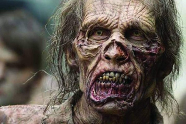 Chips en el cerebro, zombis y terremoto en california: Las profecías de Nostradamus para 2021