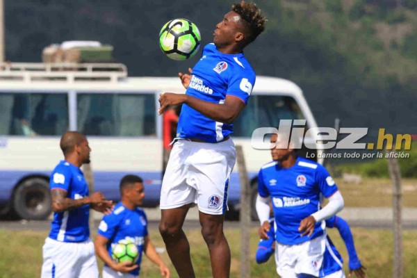 EN FOTOS: Olimpia entrenó muy concentrado pensando en el Platense
