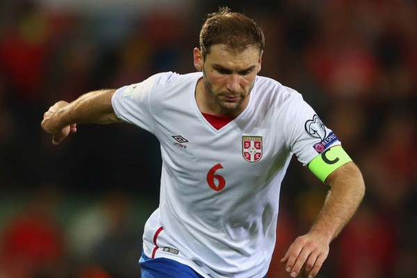 Ronaldinho se une a la lista: Las estrellas del fútbol que han venido a jugar a Honduras