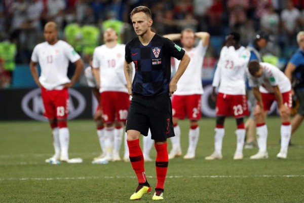 No se vio en TV: El beso a Rakitic, el desahogo de Modric y la eufórica celebración croata