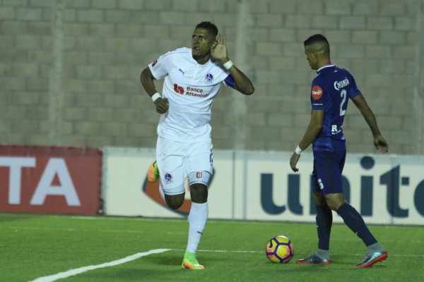 ¡AGRESIVO! El 11 del Olimpia con el que buscará la remontada del título