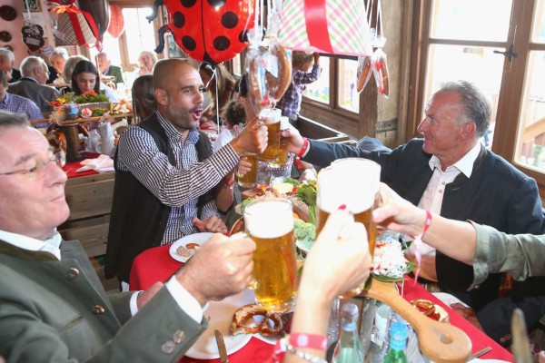GALERÍA: La espectacular celebración del Bayern con cerveza