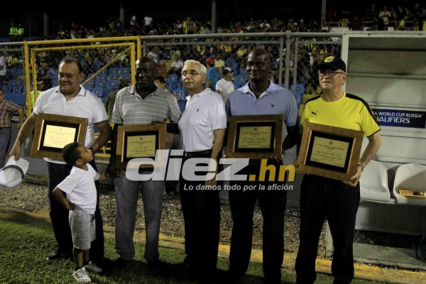 CURIOSAS: El 'nocaut' a Allans Vargas y el agarrón de pelo de César Oseguera a Yeer