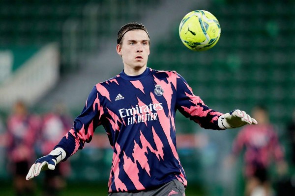 Mercado de fichajes: Arsenal quiere robarle crack a Barcelona, trueque Inter-Roma por delantero y Juventus contrata