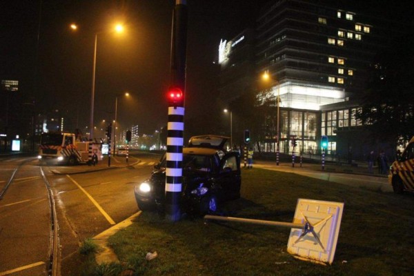 FOTOS: Así fue el fuerte accidente que sufrió Kun Agüero en Holanda