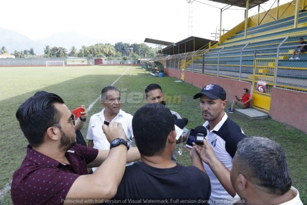 Fotos: 'El Palomo' le cambia el ánimo en su primer día a jugadores del Honduras