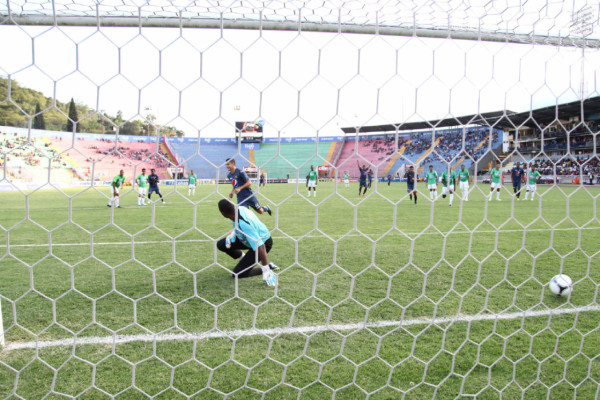 Motagua golea a Marathon y es tercero.