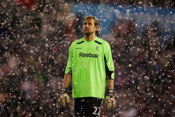 ¡Con un guatemalteco y un exMarathón! Grandes jugadores que pasaron por el Bolton inglés, club que podría desaparecer
