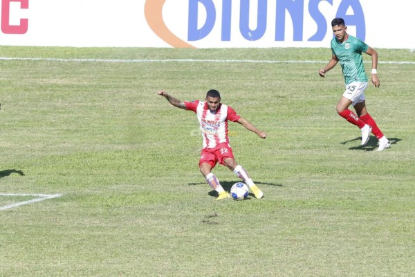 La frustración de Emilio Izaguirre en el Yankel y la euforia de Alexander Aguilar y 'Mango' Sánchez