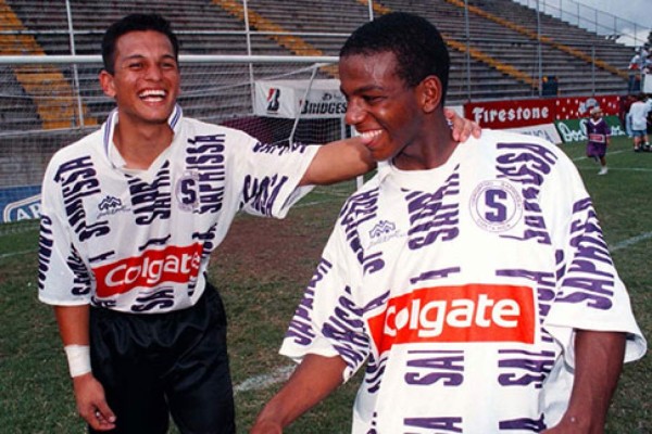 Especial: Las camisetas más raras y llamativas de clubes centroamericanos