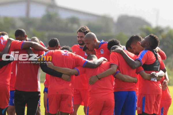 Entre bromas y risas: Así se preparó Olimpia previo a enfrentar a Marathón