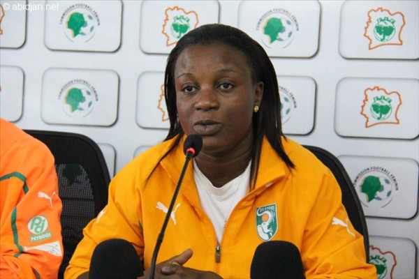 Mujeres que son entrenadoras en el mundo del deporte