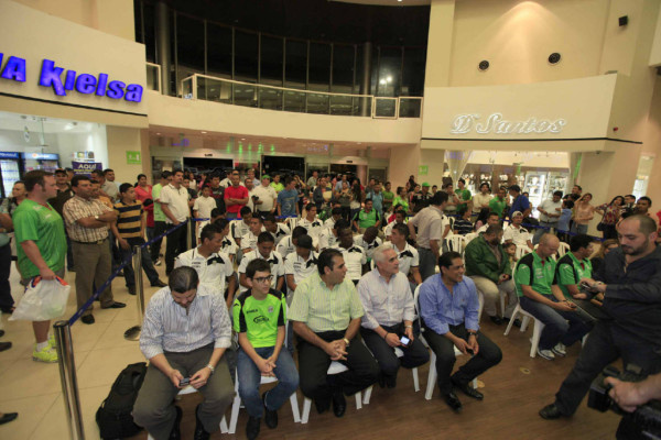 El moustro ya tiene su nueva piel.