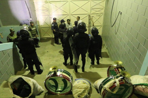 FOTOS: Un herido deja tiroteo a la barra de Marathón