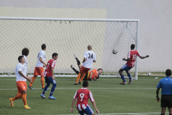 Atlético Municipal y Jaguares dieron espectáculo.