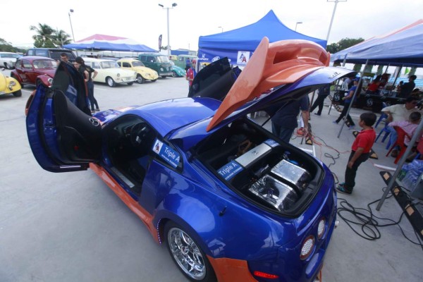 Exhibición de autos clásicos